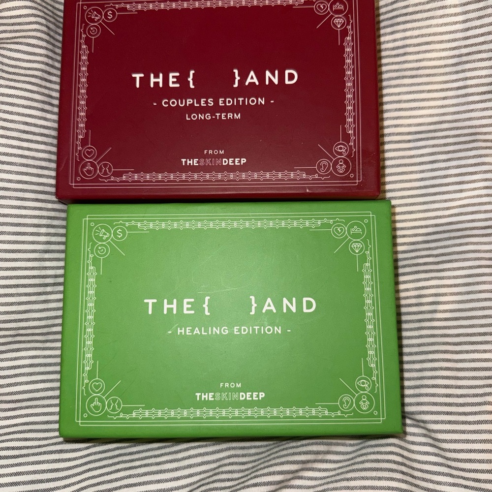 Card Game Set - Red and Green Editions